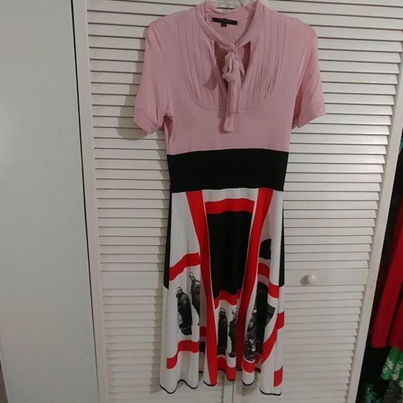 Dress - Picture 1 of 2